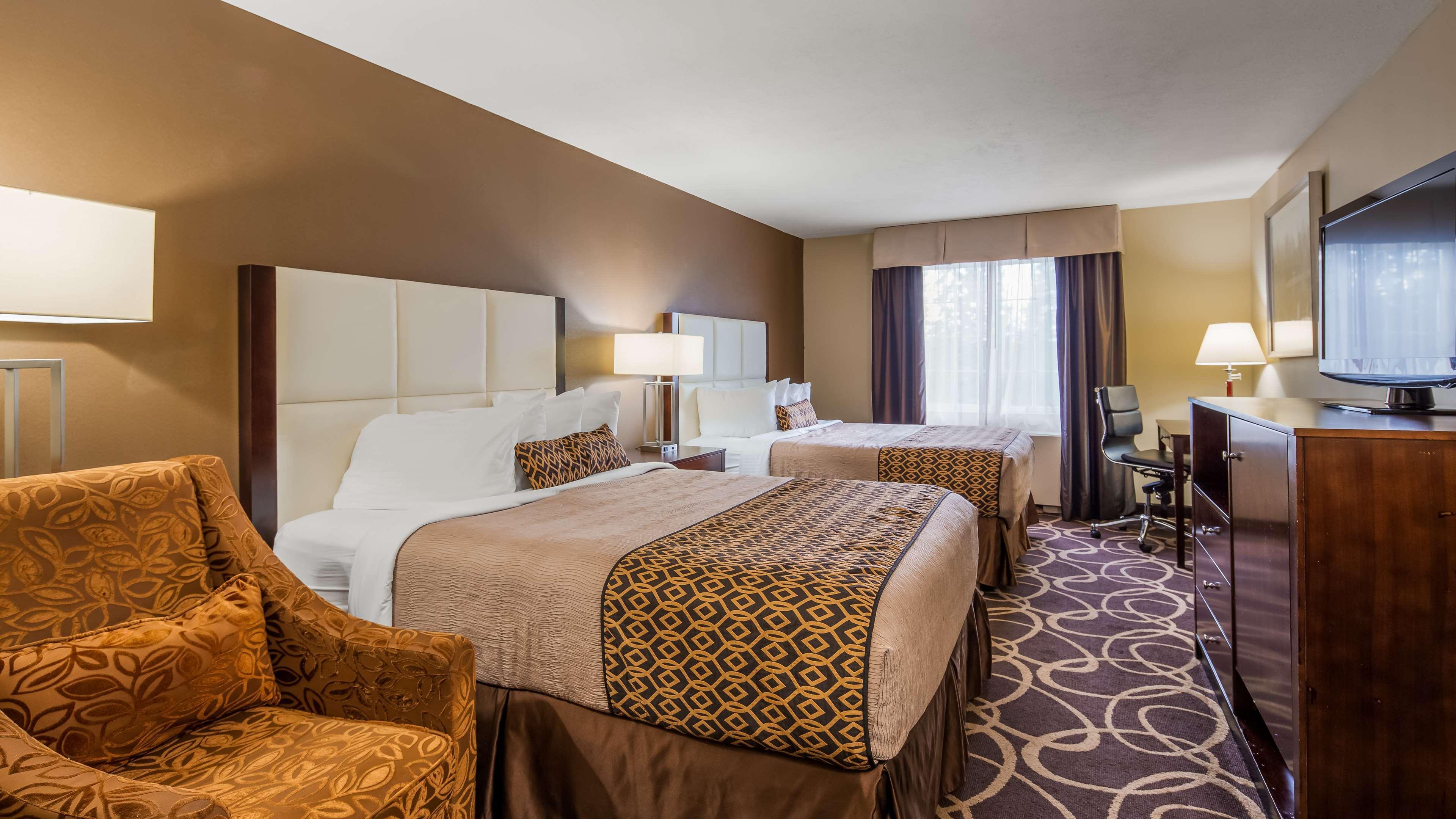 Western Pioneer Park Hotel 3*